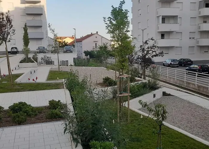 Ap Stella, Center Of Zadar, 2br, Parking
