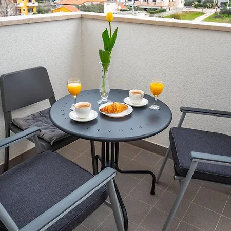 Ap Stella, Center Of Zadar, 2br, Parking דירה *