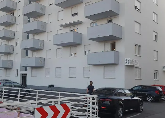 Ap Stella, Center Of Zadar, 2br, Parking Apartament *